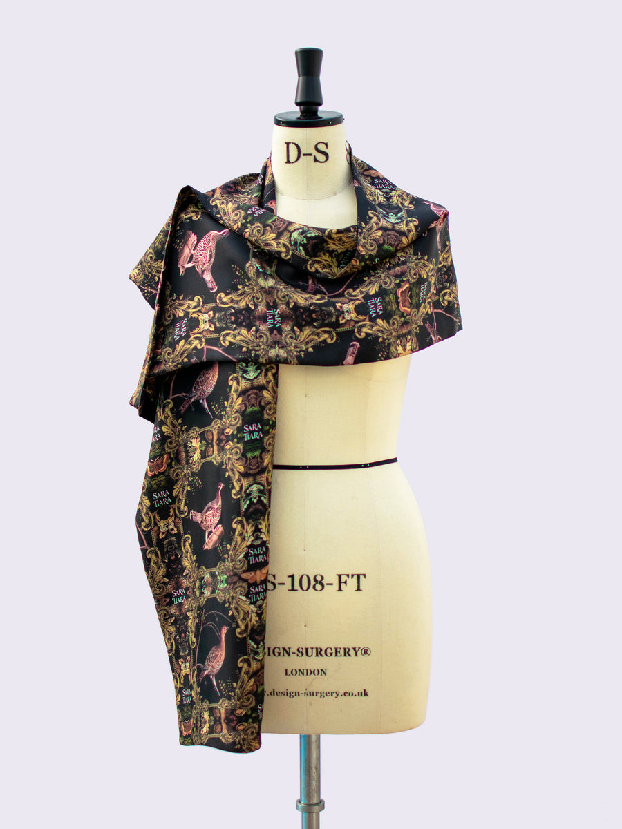 Luxury accessory - English scarf